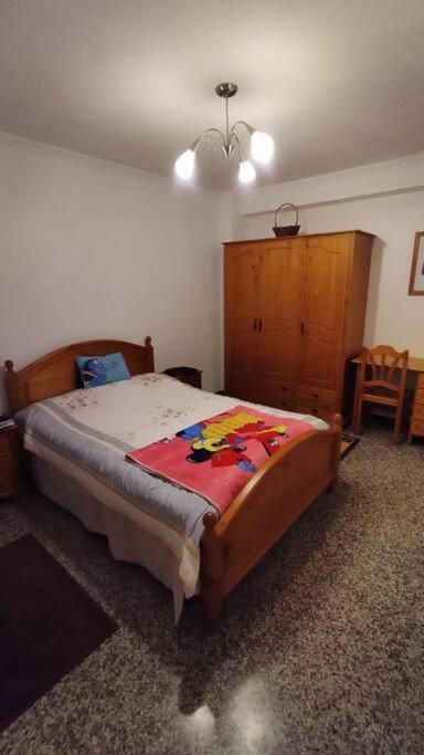 Charming Three Bedroom Apartment In Alcoi Екстер'єр фото